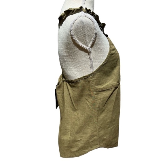 🌻NEW (w/tag) Chaser Olive Green Criss-Cross Ruffle Sleeveless Blouse Size M - Picture 4 of 8